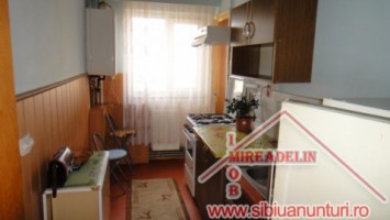 inchiriez-apartament-2-camere-55-mp-vasile-aaron-5