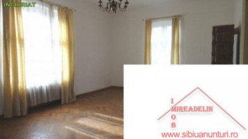 inchiriem-apartament-3-camere-la-casa-zona-centrala