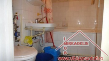 inchiriez-apartament-2-camere-zona-rahovei-5