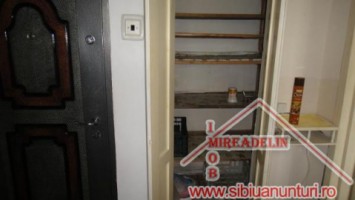 inchiriez-apartament-3-camere-zona-centrala-6