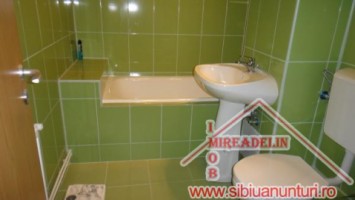 inchiriez-apartament-2-camere-vasile-aaron-4