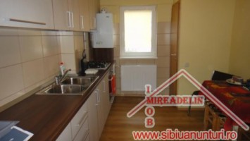 inchiriez-apartament-2-camere-vasile-aaron-6