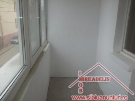 inchiriez-apartament-3-camere-64-mp-zona-terezian-6