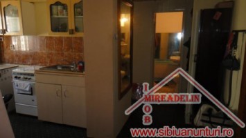 inchiriez-apartament-2-camere-b-dul-mihai-viteazu-6