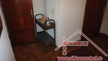 inchiriez-apartament-2-camere-la-casa-zona-calea-dumbravii-1