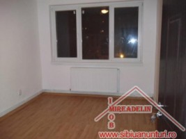 vand-apartament-2-camere-55-mp-zona-ciresica-2