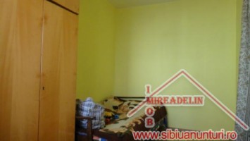 vand-apartament-2-camere-a-cartierul-tiglari-2