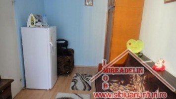 vand-apartament-2-camere-zona-mihai-viteazu-3