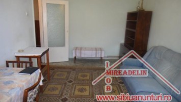 inchiriez-apartament-3-camere-zona-calea-poplacii-1