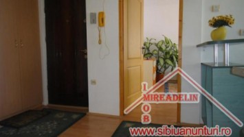 inchiriez-apartament-2-camere-cartier-valea-aurie-9