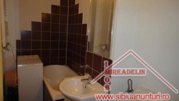 inchiriez-apartament-2-camere-cartier-valea-aurie-8