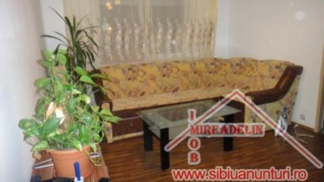 vand-apartament-2-camere-zona-mihai-viteazu-3