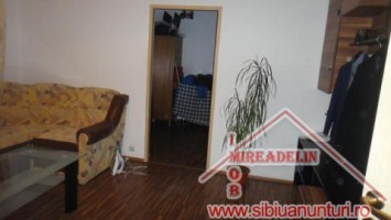 vand-apartament-2-camere-zona-mihai-viteazu-4