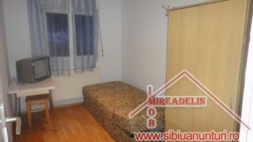 inchiriez-apartament-3-camere-cartier-vasile-aaron-4