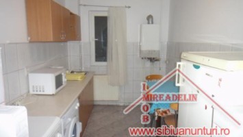 inchiriez-apartament-3-camere-cartier-vasile-aaron-6