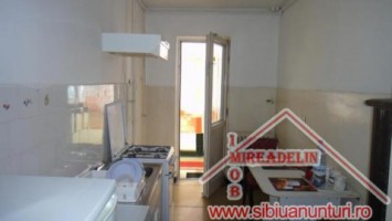 vand-apartament-2-camere-conf-i-bld-mihai-viteazu-4