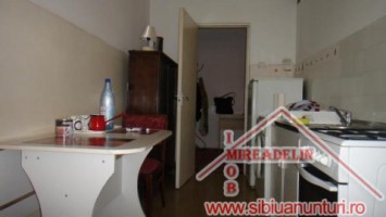 vand-apartament-2-camere-conf-i-bld-mihai-viteazu-5