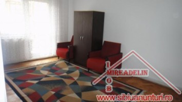 inchiriem-apartament-3-camere-cartier-valea-aurie-1