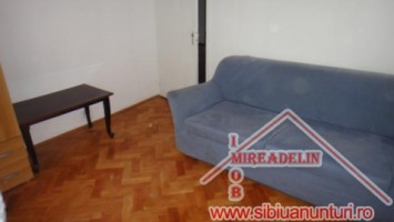 inchiriem-apartament-3-camere-cartier-valea-aurie-3