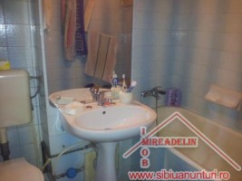 vand-apartament-2-camere-decomandate-zona-rahova-5