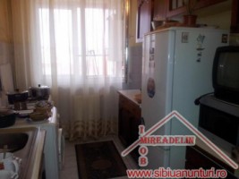 vand-apartament-2-camere-decomandate-zona-rahova-7