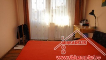 vand-apartament-3-camere-decomandate-zona-balea-4