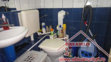 vand-apartament-3-camere-decomandate-zona-balea-7