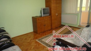 inchiriez-apartament-2-camere-zona-b-dul-m-viteazu-1