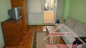 inchiriez-apartament-2-camere-zona-b-dul-m-viteazu-2