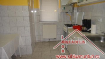 inchiriez-apartament-2-camere-zona-b-dul-m-viteazu-5