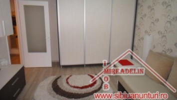 de-vanzare-apartament-3-camere-dec-b-dul-m-viteazu-1