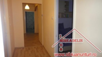 de-vanzare-apartament-3-camere-dec-b-dul-m-viteazu-5