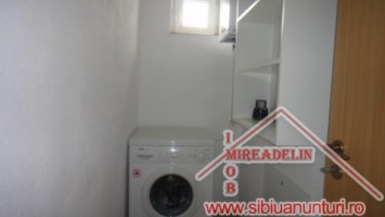 inchiriem-apartament-3-camere-zona-compa-8