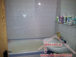 vand-apartament-4-camere-dec-calea-dumbravii-8