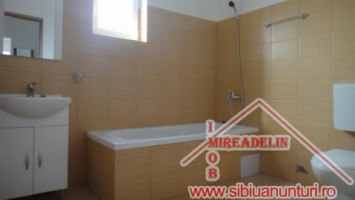 inchiriez-apartament-2-camere-zona-compa-6