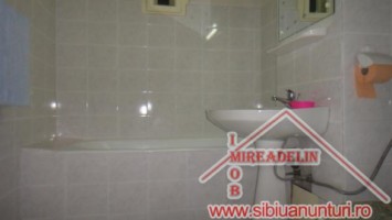 vand-apartament-4-camere-zona-turnisor-soseaua-alba-iulia-3