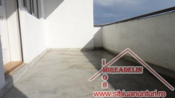 vand-apartament-4-camere-zona-turnisor-soseaua-alba-iulia-11