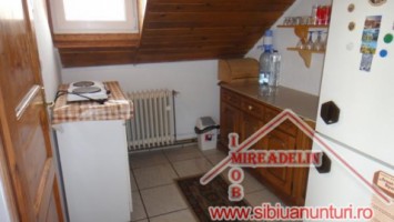 inchiriez-apartament-2-cam-la-casa-zona-st-cel-mare-3