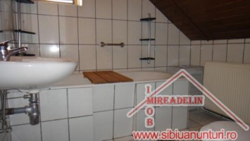 inchiriez-apartament-2-cam-la-casa-zona-st-cel-mare-4