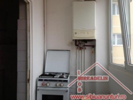 inchiriez-apartament-2-camere-decomandate-vasile-aaron-5