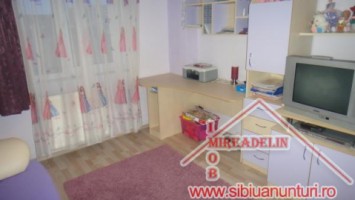 inchiriez-apartament-3-camere-b-dul-m-viteazu-3