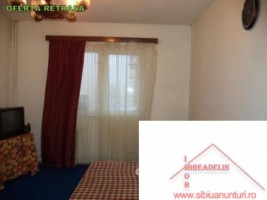 inchiriez-apartament-3-camere-hipodrom-iv