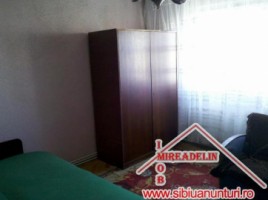 inchiriez-apartament-2-camere-semaforului