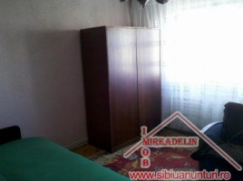 inchiriez-apartament-2-camere-semaforului-1