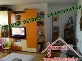 vand-apartament-2-camere-la-mansarda-ciresica