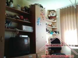 vand-apartament-2-camere-vasile-aaron-3