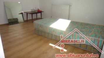 inchiriez-apartament-3-camere-vasile-aaron-6