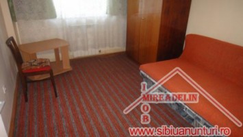 inchiriez-apartament-4-camere-zona-garii-4