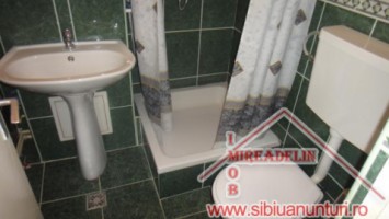 inchiriez-apartament-4-camere-zona-garii-5