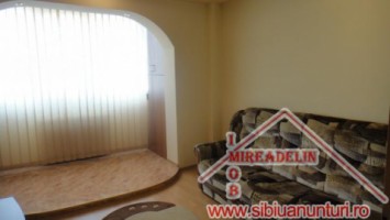 inchiriez-apartament-2-camere-zona-interex-1